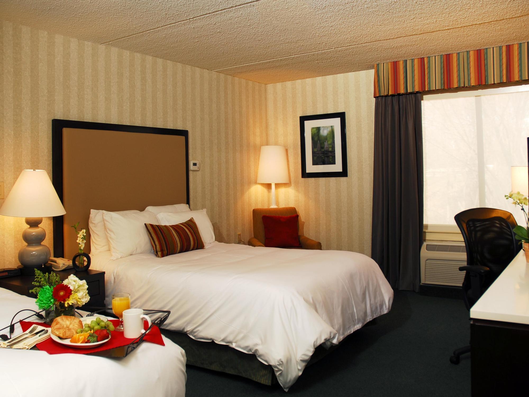 Radisson Hotel And Suites Chelmsford-Lowell Dış mekan fotoğraf